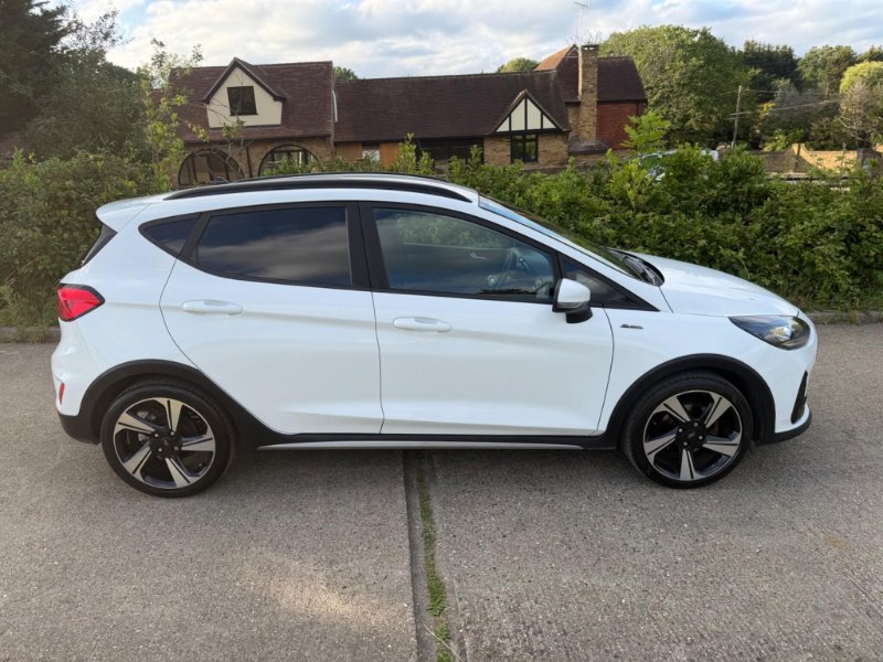 FORD FIESTA 1.0T ECOBOOST MHEV ACTIVE DCT EURO 6 S S 5DR 9,995 34...